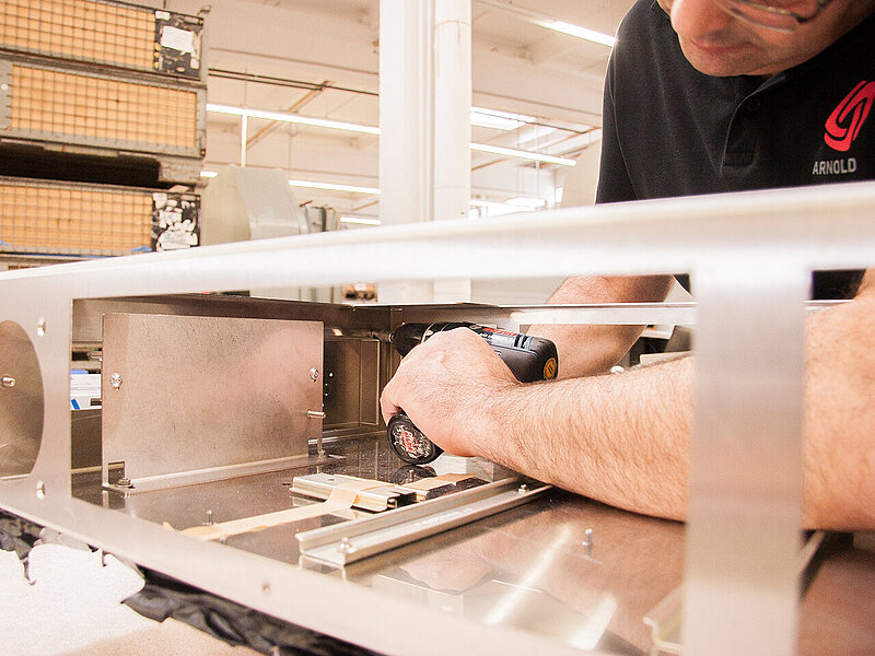Good construction and a surface that is as smooth as possible help to protect stainless steel from corrosion.