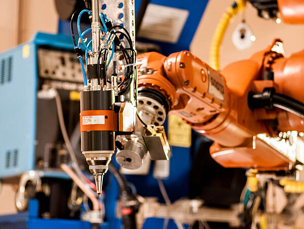 Welded modules—we are the people to turn to for specific requirements and special designs made from 3D stainless steel, sheet metal, and aluminum. We manufacture large series at low cost using our welding robots.