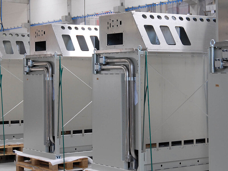 Bahntechnik-Produkte für den Maschinenraum: Arnold unterstützt Sie von der Planung und Entwicklung, vom Prototypenbau bis zur Serienreife für Ihre kleinen und großen Serien.